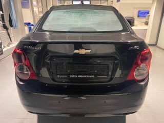 2013 Chevrolet Aveo II, чёрный, 730000 рублей, вид 5