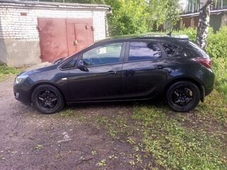 2011 Opel Astra J, чёрный, 550000 рублей, вид 3