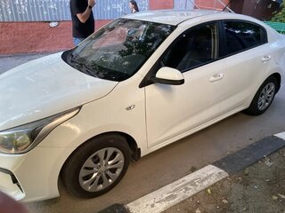 2019 Kia Rio IV, белый, 1300000 рублей, вид 5