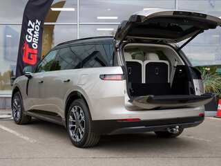 2025 Lynk & Co 900, бежевый, 7399000 рублей, вид 4
