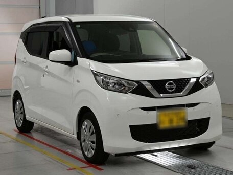 2022 Nissan Dayz II, белый, 680000 рублей, вид 2
