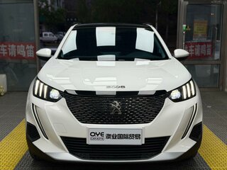 2023 Peugeot 2008 II, белый, 1180000 рублей, вид 2