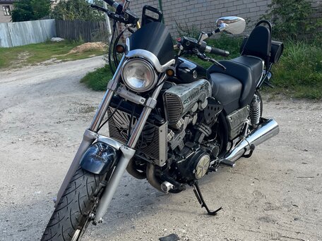 1991 Yamaha V-Max 1200, чёрный, 380000 рублей, вид 1