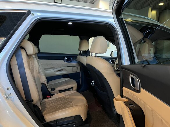 2021 Kia Sorento IV, белый, 3790000 рублей - вид 21