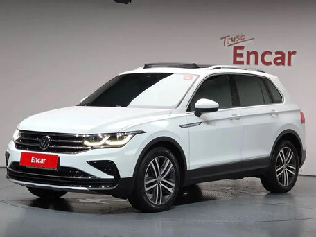 2022 Volkswagen Tiguan II Рестайлинг, белый, 3765000 рублей, вид 1