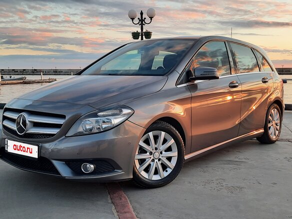 2013 Mercedes-Benz B-Класс 180 II (W246), серый, 1150000 рублей