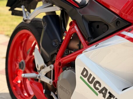 2009 Ducati 848, красный, 619000 рублей, вид 5