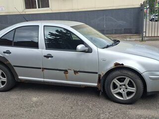 2004 Volkswagen Bora I, серебристый, 180000 рублей, вид 1