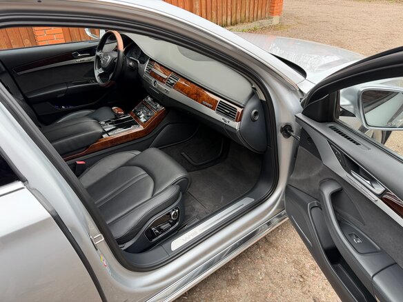 2011 Audi A8 Long III (D4), серебристый, 1850000 рублей - вид 20
