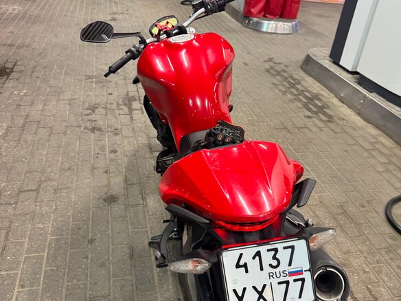 2015 Ducati Monster 821, красный, 525000 рублей - вид 4