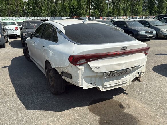 2021 Kia K5 III, белый, 1500000 рублей - вид 3