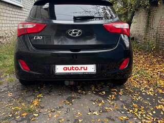 2014 Hyundai i30 II, чёрный, 700000 рублей, вид 4