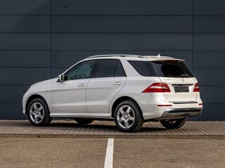 2013 Mercedes-Benz M-Класс 350 III (W166), белый, 2295000 рублей, вид 4