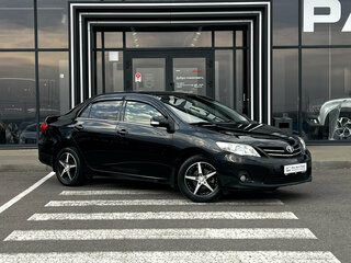 2012 Toyota Corolla X (E140, E150) Рестайлинг, чёрный, 976000 рублей, вид 3