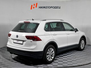2017 Volkswagen Tiguan II, белый, 2079000 рублей, вид 5