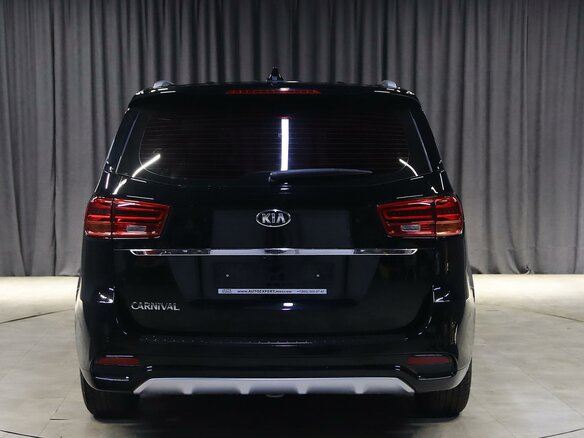 2018 Kia Carnival III, чёрный - вид 15