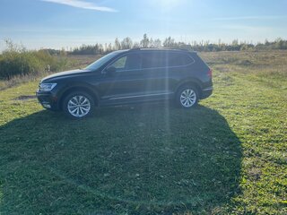 2018 Volkswagen Tiguan Allspace II, чёрный, 2499999 рублей, вид 5