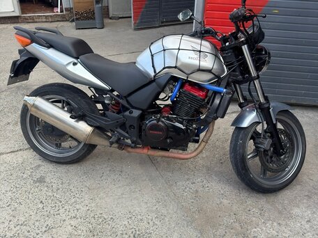 2004 Honda CBF 500, серебристый, 270000 рублей, вид 1