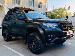 2021 Toyota Land Cruiser Prado 150 Series Рестайлинг 3, чёрный, 7960000 рублей, вид 1