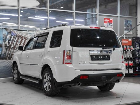 2012 Honda Pilot II Рестайлинг, белый, 2199000 рублей, вид 4
