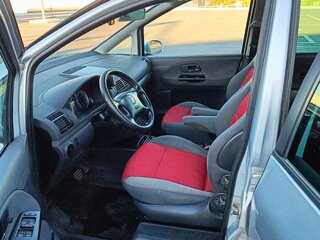 2006 Volkswagen Sharan I Рестайлинг 2, серебристый, 750000 рублей, вид 4