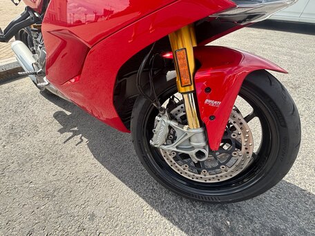 2019 Ducati Supersport, красный, 755000 рублей, вид 5