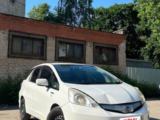 2013 Honda Fit Shuttle I Рестайлинг, белый, 500000 рублей, вид 4
