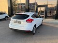 2017 Ford Focus III Рестайлинг, белый, 1100000 рублей - вид 5