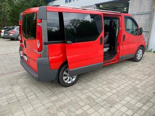 2008 Renault Trafic II Рестайлинг, красный, 1200000 рублей, вид 1