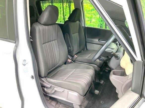 2019 Honda Freed II, белый, 1350000 рублей - вид 12