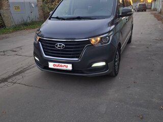 2021 Hyundai H-1 II Рестайлинг 2, серый, 3900000 рублей, вид 1