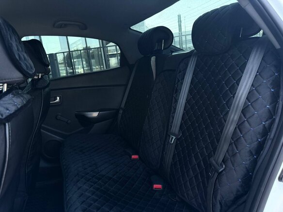 2015 Kia Rio III Рестайлинг, белый, 740000 рублей - вид 9