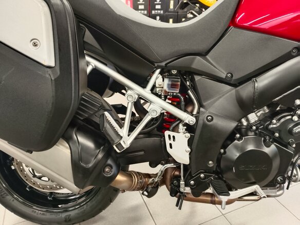 2014 Suzuki V-Strom 1000, красный, 630000 рублей - вид 10