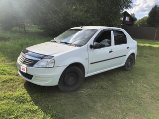 2012 Renault Logan I Рестайлинг, белый, 350000 рублей, вид 1