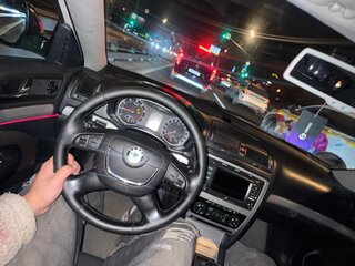 2011 Skoda Octavia II (A5) Рестайлинг, белый, 650000 рублей, вид 5