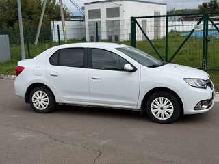 2017 Renault Logan II, белый, 800000 рублей, вид 3