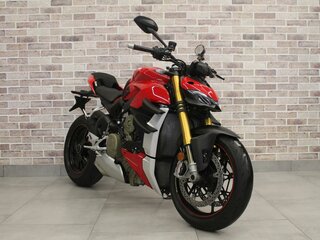 2021 Ducati Streetfighter V4, красный, 1735000 рублей, вид 1