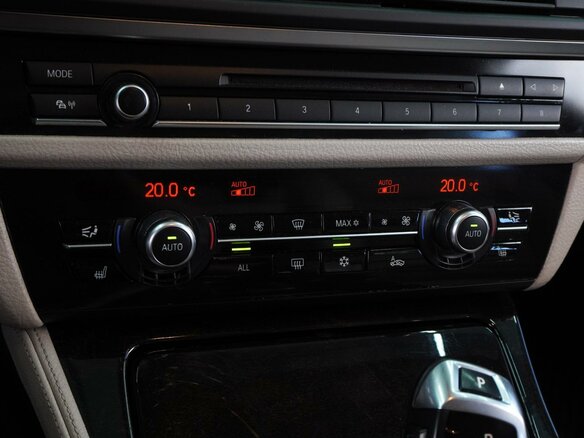 2010 BMW 5 серии 523i VI (F10/F11/F07), чёрный, 1849000 рублей - вид 14