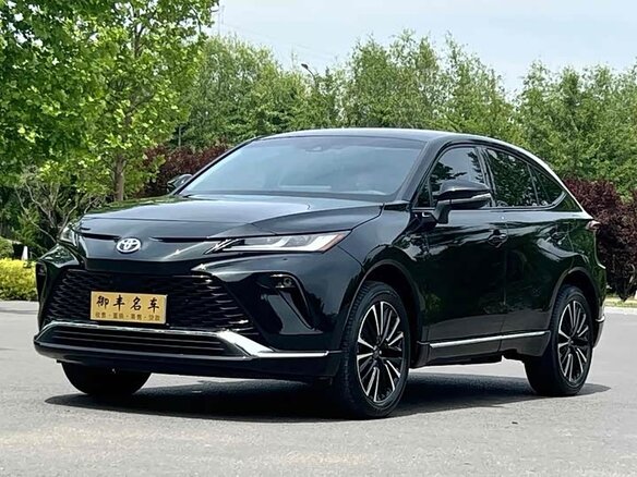 2022 Toyota Venza II, чёрный, 4102000 рублей