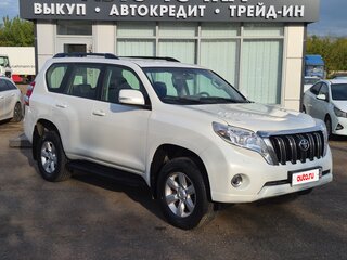 2014 Toyota Land Cruiser Prado 150 Series Рестайлинг 1, белый, 2650000 рублей, вид 4