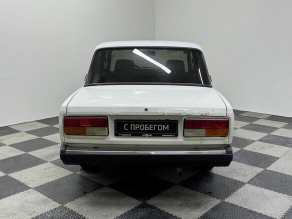 2007 Lada (ВАЗ) 2107, белый, 150000 рублей - вид 5