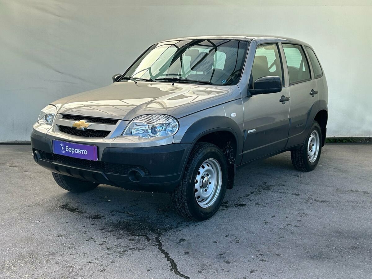 Открыть фотографии: Chevrolet Niva I Рестайлинг