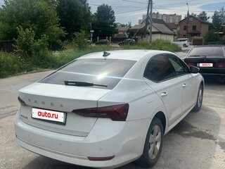 2021 Skoda Octavia IV (A8), белый, 2450000 рублей, вид 4