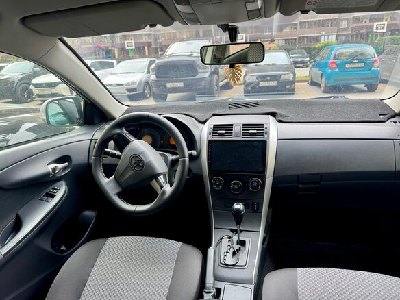 2011 Toyota Corolla X (E140, E150) Рестайлинг, серебристый - вид 22