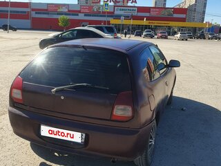 1998 Mitsubishi Mirage V, красный, 180000 рублей, вид 3