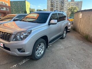 2011 Toyota Land Cruiser Prado 150 Series, серебристый, 3000000 рублей, вид 2