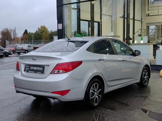 2016 Hyundai Solaris I Рестайлинг, серебристый, 873000 рублей, вид 5