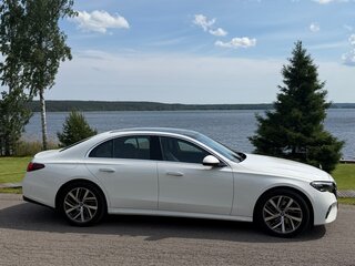 2024 Mercedes-Benz E-Класс 220 d VI (W214, S214), белый, 6480000 рублей, вид 2