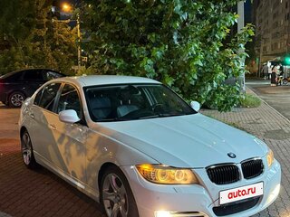 2011 BMW 3 серии 320i V (E90/E91/E92/E93) Рестайлинг, белый, 790000 рублей, вид 3