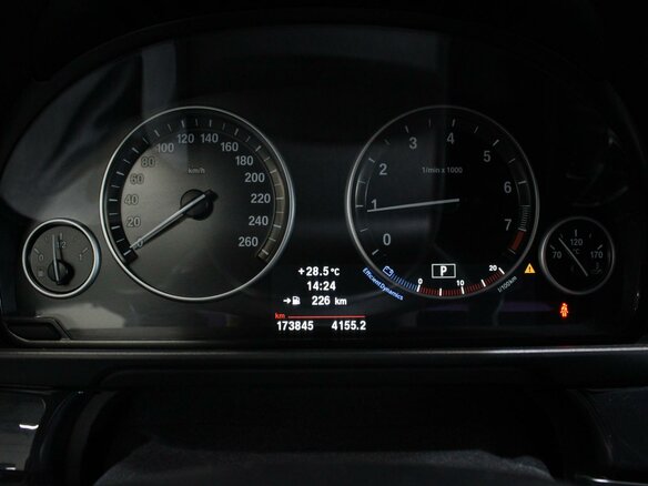 2012 BMW 5 серии 520i VI (F10/F11/F07), чёрный, 1710000 рублей - вид 14